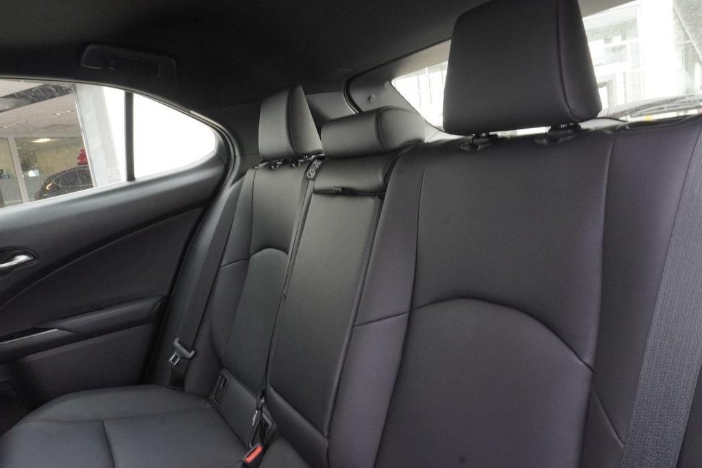 2025 Lexus UX 300h LUXURY in Ajax, Ontario at Lexus of Lakeridge - 15 - w1024h768px