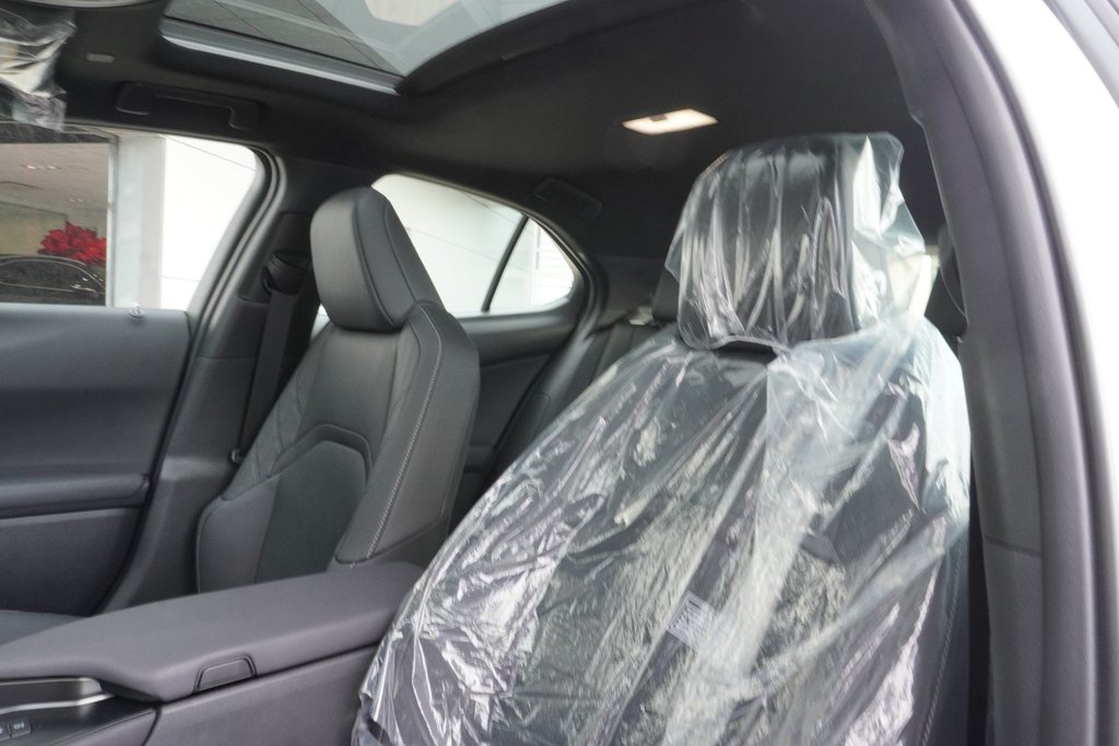 2025 Lexus UX 300h LUXURY in Ajax, Ontario at Lexus of Lakeridge - 14 - w1024h768px