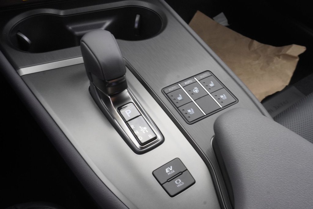2025 Lexus UX 300h LUXURY in Ajax, Ontario at Lexus of Lakeridge - 12 - w1024h768px