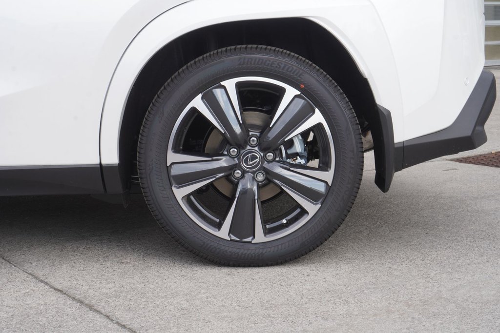 2025 Lexus UX 300h LUXURY in Ajax, Ontario at Lexus of Lakeridge - 18 - w1024h768px