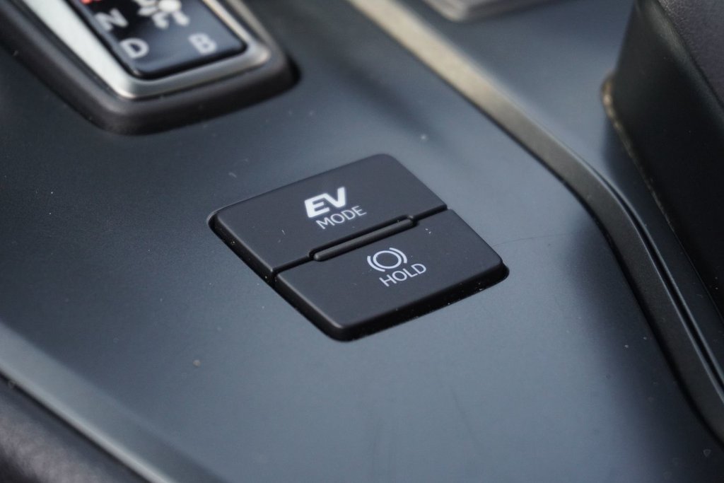 2025 Lexus UX 300h PREMIUM|H/V FRONT SEATS|CARPLAY|MOONROOF in Ajax, Ontario at Lexus of Lakeridge - 10 - w1024h768px