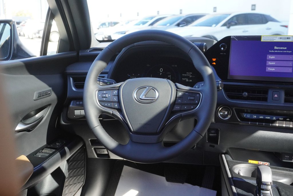 2025 Lexus UX 300h LUXURY|CARPLAY|MEMORY SEATS|BLINDSPOT|SUNROOF in Ajax, Ontario at Lexus of Lakeridge - 18 - w1024h768px