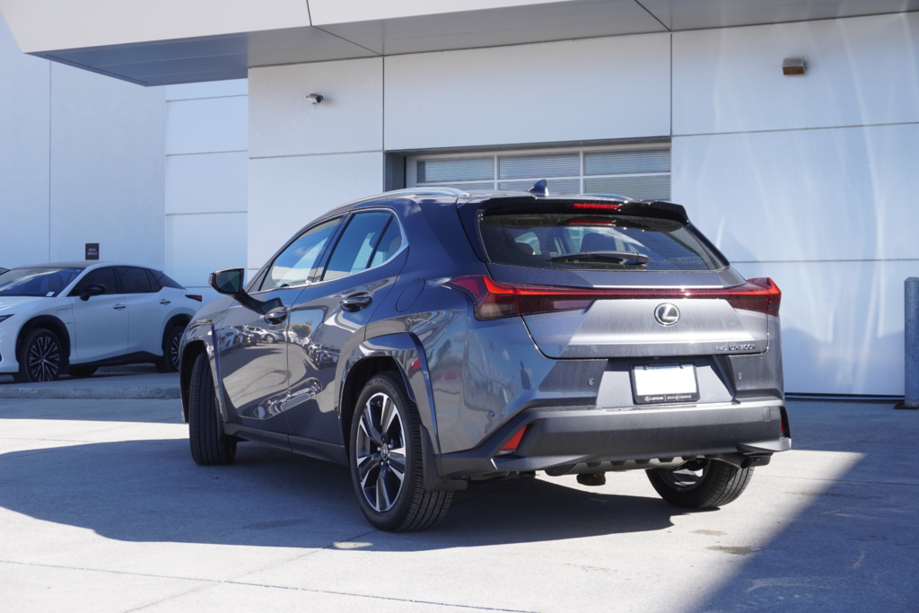 2025 Lexus UX 300h LUXURY|CARPLAY|MEMORY SEATS|BLINDSPOT|SUNROOF in Ajax, Ontario at Lexus of Lakeridge - 20 - w1024h768px