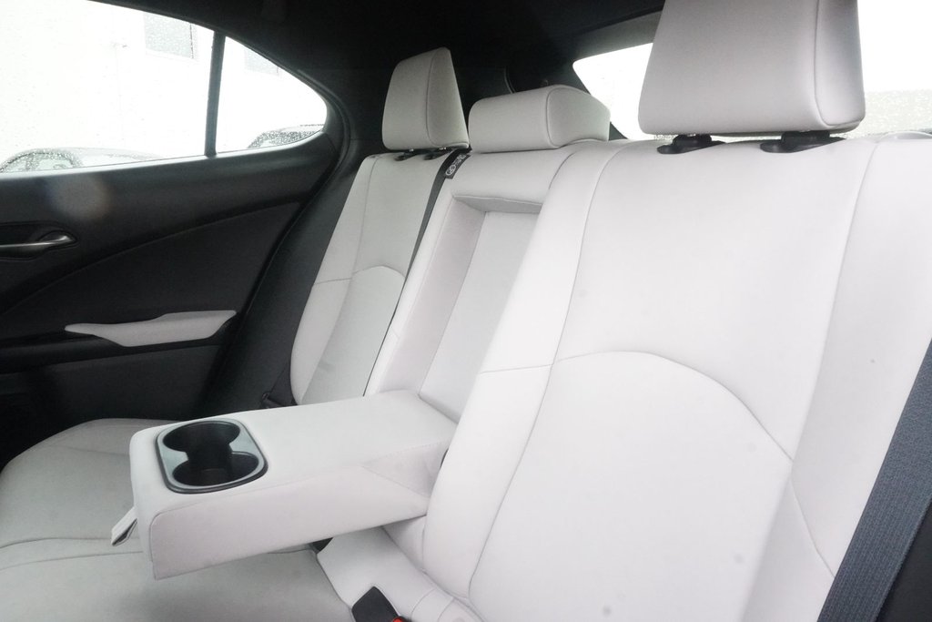 2025 Lexus UX 300h AWD LUXURY|MOONROOF|H/V FRONT SEATS|HUD in Ajax, Ontario at Lexus of Lakeridge - 10 - w1024h768px