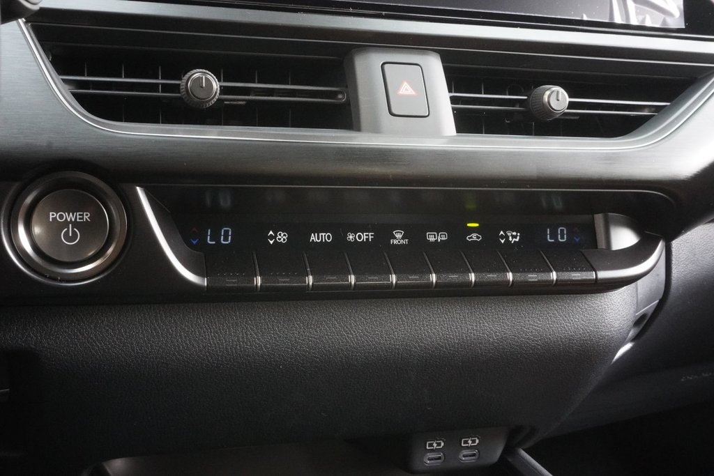 2026 Lexus UX 300h LUXURY|CARPLAY|MEMORY SEATS|BLINDSPOT|SUNROOF in Ajax, Ontario at Lexus of Lakeridge - 5 - w1024h768px