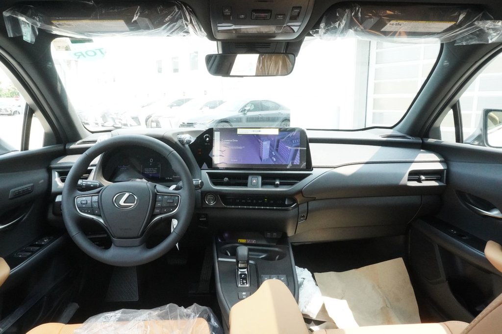 2026 Lexus UX 300h LUXURY|CARPLAY|MEMORY SEATS|BLINDSPOT|SUNROOF in Ajax, Ontario at Lexus of Lakeridge - 12 - w1024h768px