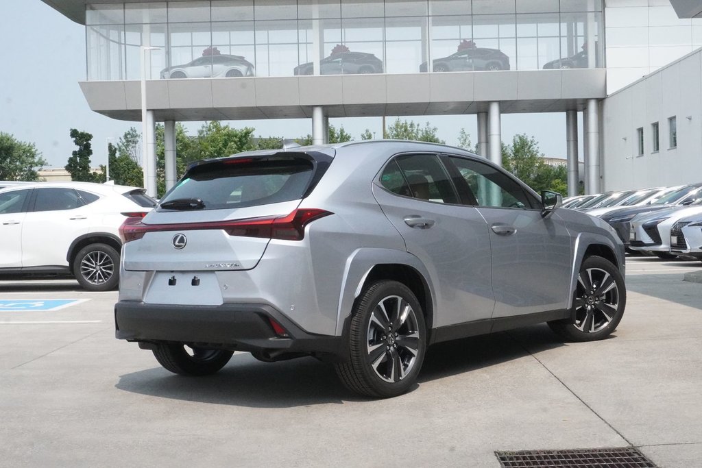 2026 Lexus UX 300h LUXURY|CARPLAY|MEMORY SEATS|BLINDSPOT|SUNROOF in Ajax, Ontario at Lexus of Lakeridge - 17 - w1024h768px