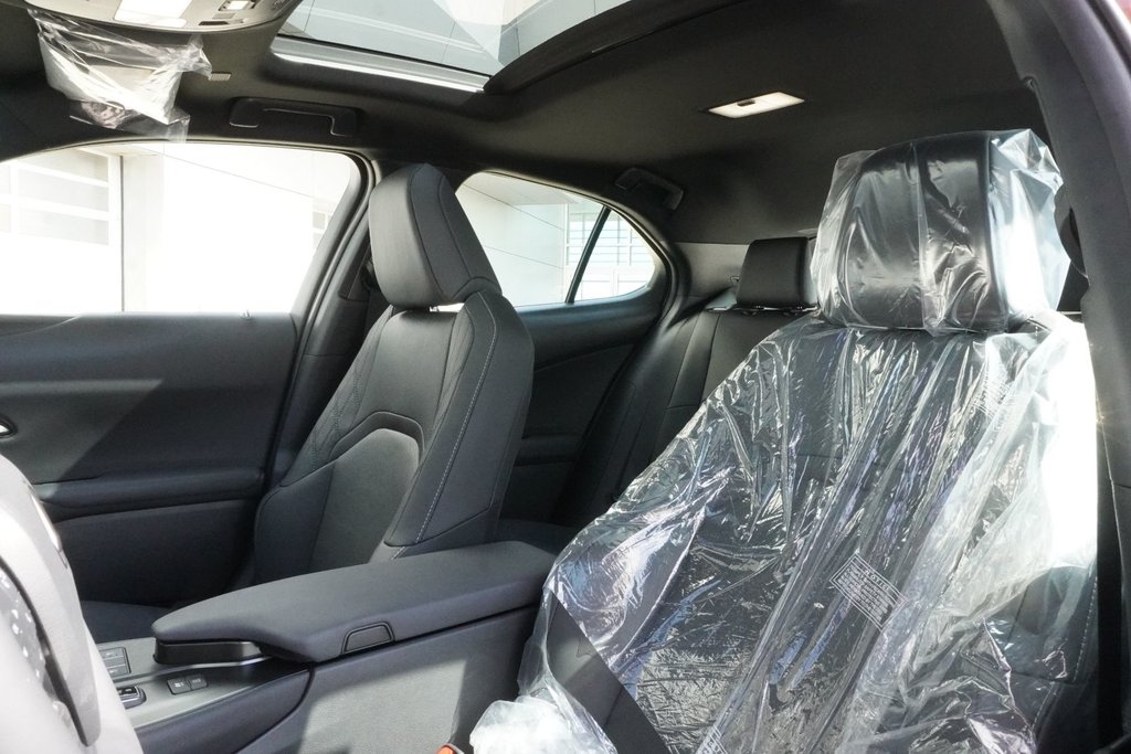 2026 Lexus UX 300h LUXURY|CARPLAY|MEMORY SEATS|BLINDSPOT|SUNROOF in Ajax, Ontario at Lexus of Lakeridge - 8 - w1024h768px