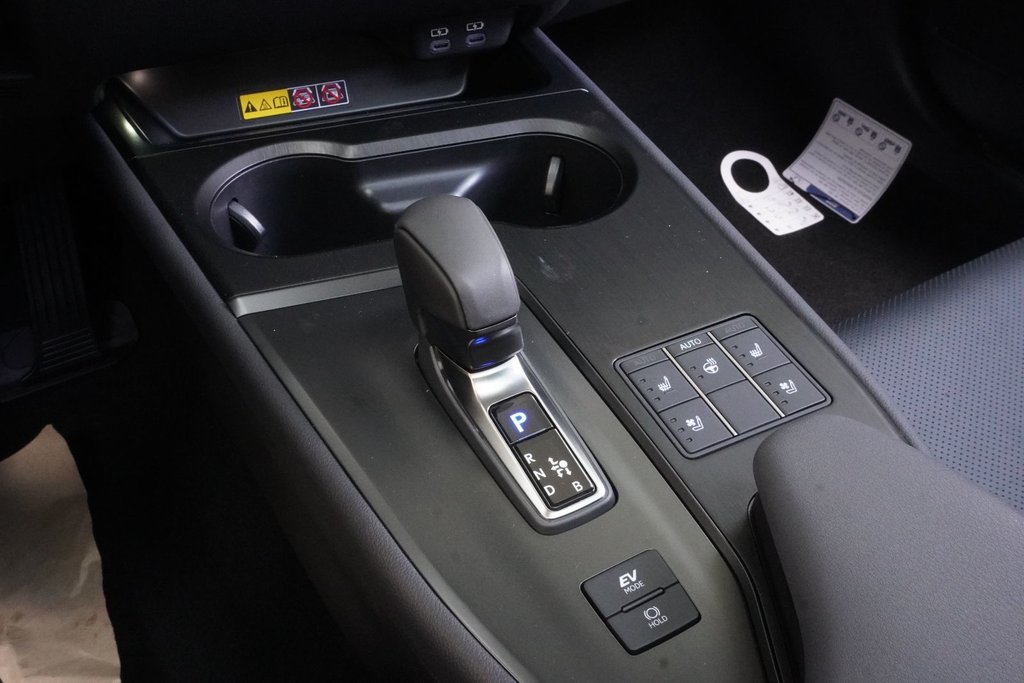 2026 Lexus UX 300h LUXURY|CARPLAY|MEMORY SEATS|BLINDSPOT|SUNROOF in Ajax, Ontario at Lexus of Lakeridge - 6 - w1024h768px