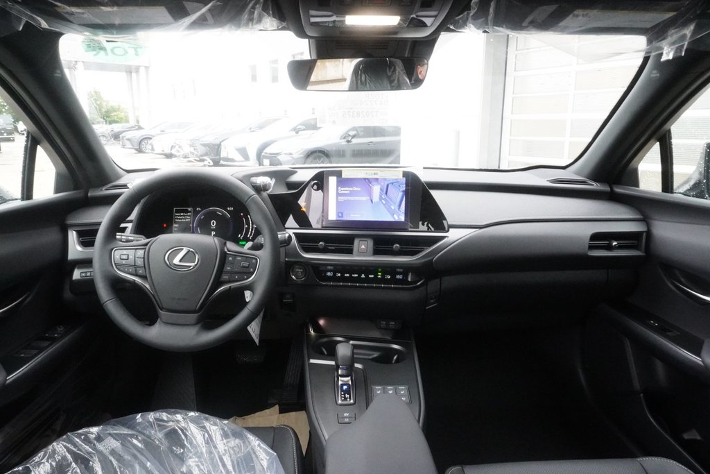 2026 Lexus UX 300h PREMIUM|CARPLAY|BLINDSPOT|H/STEERING|MOONROOF in Ajax, Ontario at Lexus of Lakeridge - 10 - w1024h768px