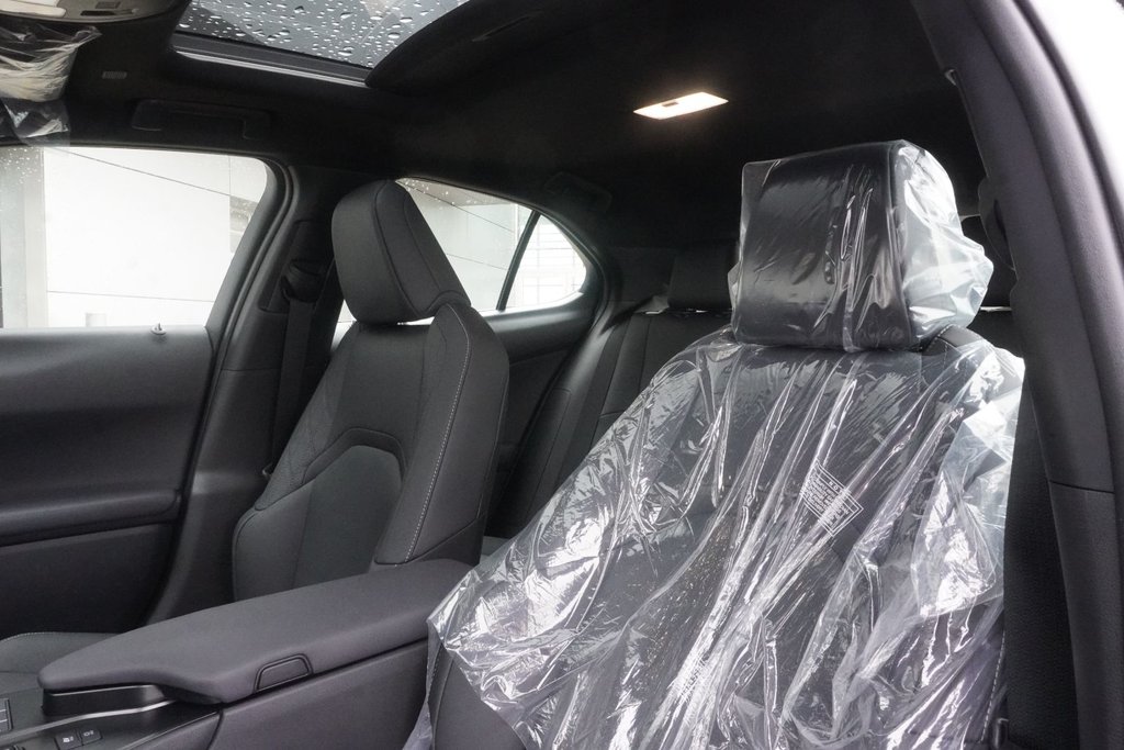 2026 Lexus UX 300h PREMIUM|CARPLAY|BLINDSPOT|H/STEERING|MOONROOF in Ajax, Ontario at Lexus of Lakeridge - 8 - w1024h768px