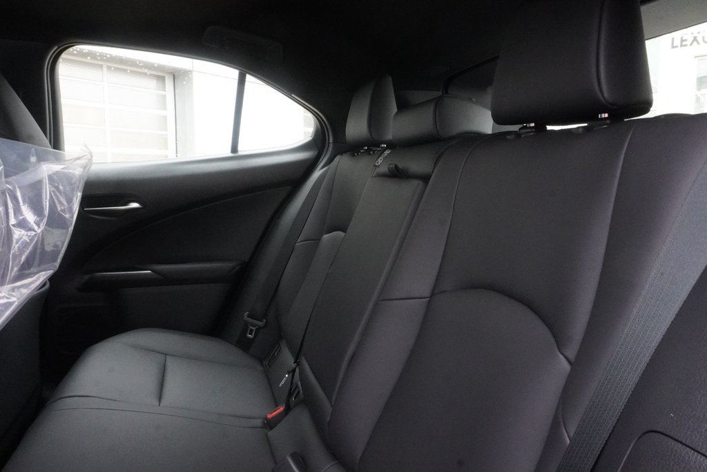 2026 Lexus UX 300h PREMIUM|CARPLAY|BLINDSPOT|H/STEERING|MOONROOF in Ajax, Ontario at Lexus of Lakeridge - 9 - w1024h768px