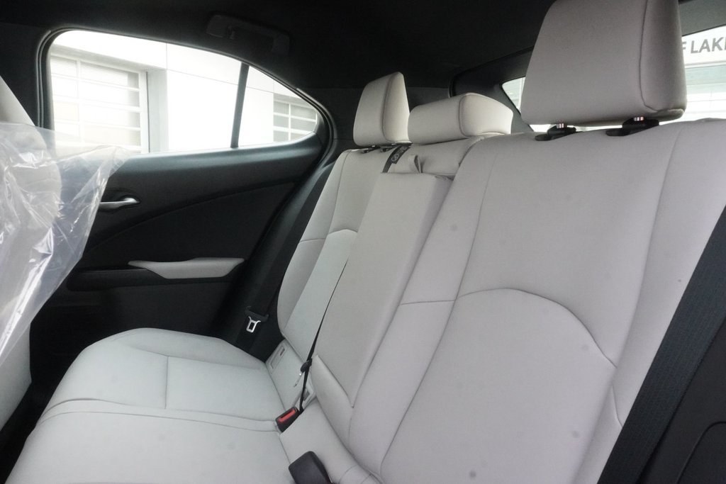 2026 Lexus UX 300h LUXURY|CARPLAY|MEMORY SEATS|BLINDSPOT|SUNROOF in Ajax, Ontario at Lexus of Lakeridge - 10 - w1024h768px