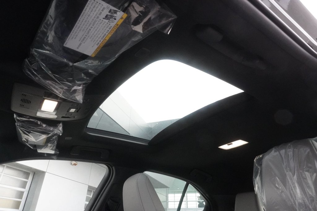 2026 Lexus UX 300h LUXURY|CARPLAY|MEMORY SEATS|BLINDSPOT|SUNROOF in Ajax, Ontario at Lexus of Lakeridge - 8 - w1024h768px
