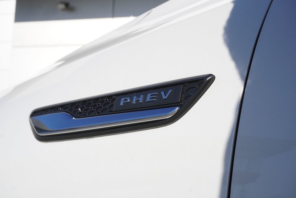 2025 Mazda CX-90 PHEV GT AWD|BOSE|NAVI|360 CAM|PANORAMIC|HUD|7 PASSENGER in Ajax, Ontario at Lexus of Lakeridge - 16 - w1024h768px