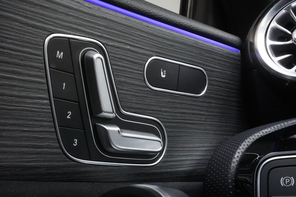 2020 Mercedes-Benz A220 4MATIC PREMIUM/NAVI/SPORT PACKAGE|WIRELESS|MOONROOF in Ajax, Ontario at Lexus of Lakeridge - 6 - w1024h768px