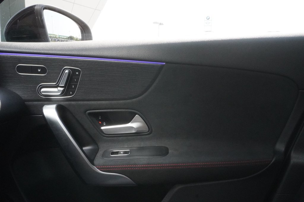 2020 Mercedes-Benz A220 4MATIC PREMIUM/NAVI/SPORT PACKAGE|WIRELESS|MOONROOF in Ajax, Ontario at Lexus of Lakeridge - 8 - w1024h768px