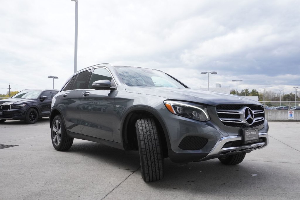 2018 Mercedes-Benz GLC300 4MATIC|PREMIUM PLUS|AMG EDITION|NAVI|PANORAMIC in Ajax, Ontario at Lexus of Lakeridge - 18 - w1024h768px