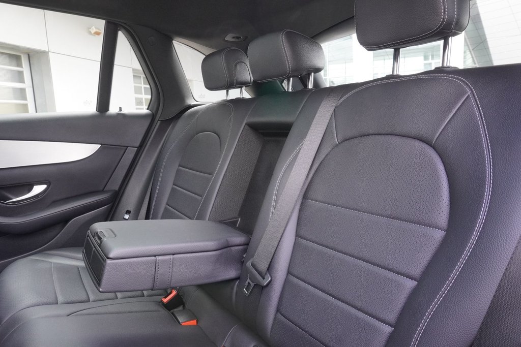 2018 Mercedes-Benz GLC300 4MATIC|PREMIUM PLUS|AMG EDITION|NAVI|PANORAMIC in Ajax, Ontario at Lexus of Lakeridge - 12 - w1024h768px