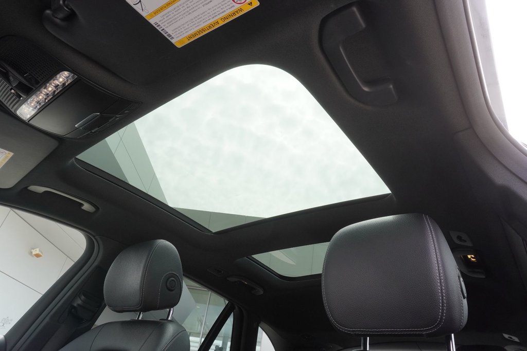 2018 Mercedes-Benz GLC300 4MATIC|PREMIUM PLUS|AMG EDITION|NAVI|PANORAMIC in Ajax, Ontario at Lexus of Lakeridge - 10 - w1024h768px