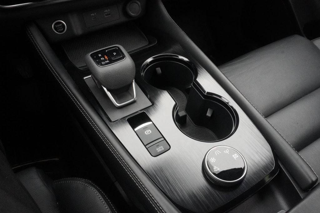 2023 Nissan Rogue SL AWD|CARPLAY|PANORAMIC|HEATED SEATS|360 CAM in Ajax, Ontario at Lexus of Lakeridge - 7 - w1024h768px