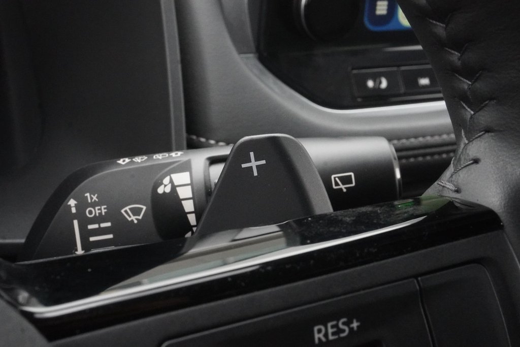 2023 Nissan Rogue SL AWD|CARPLAY|PANORAMIC|HEATED SEATS|360 CAM in Ajax, Ontario at Lexus of Lakeridge - 8 - w1024h768px