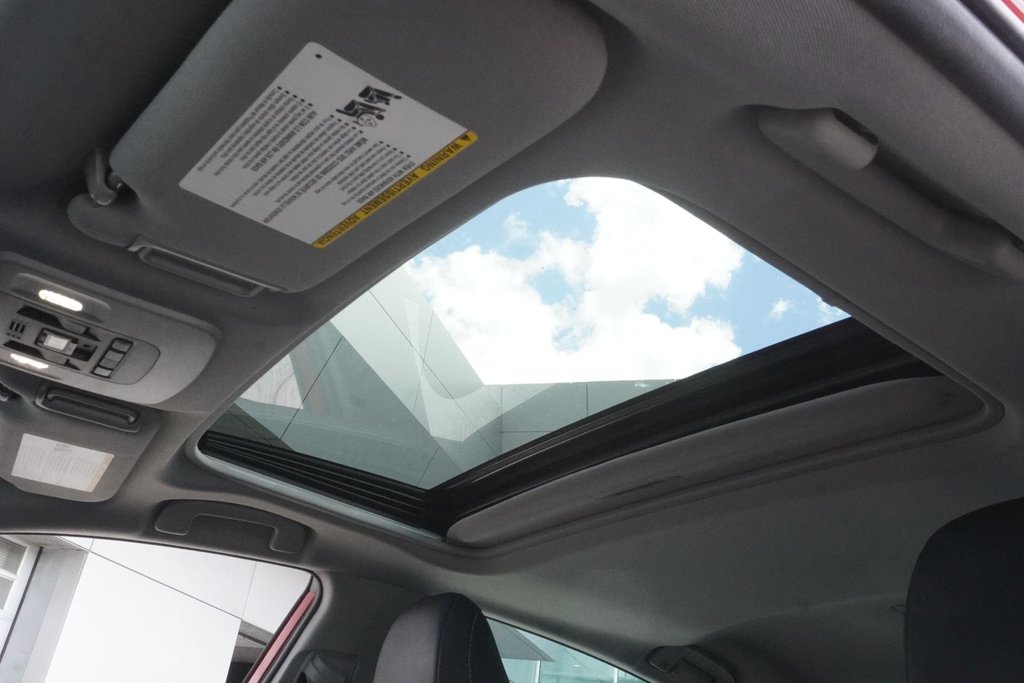 2019 Toyota Camry Hybrid SE|MOONROOF|HEATED FRONT SEATS|CARPLAY in Ajax, Ontario at Lexus of Lakeridge - 7 - w1024h768px