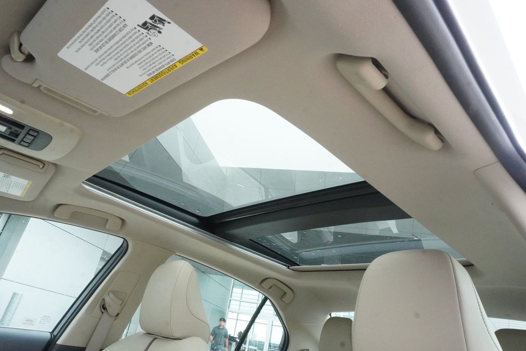 2018 Toyota Camry XLE|PANORAMIC|WIRELESS|HEATED FRONT SEATS in Ajax, Ontario at Lexus of Lakeridge - 7 - w1024h768px