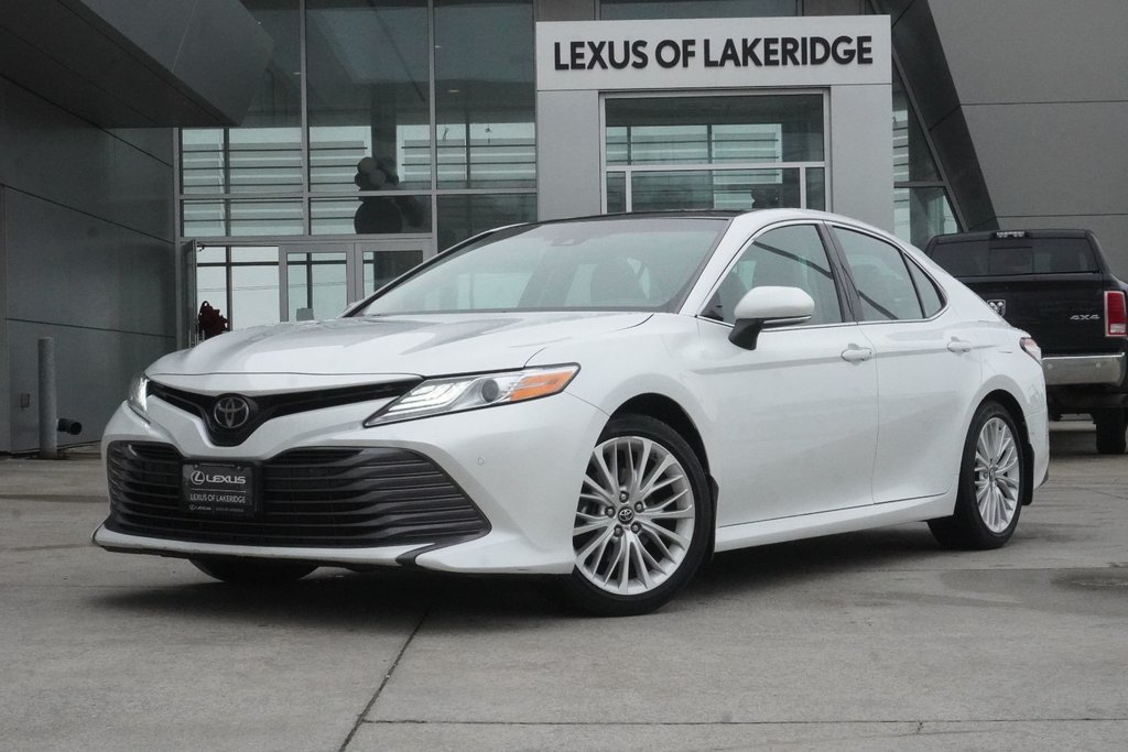 2018 Toyota Camry XLE|PANORAMIC|WIRELESS|HEATED FRONT SEATS in Ajax, Ontario at Lexus of Lakeridge - 14 - w1024h768px