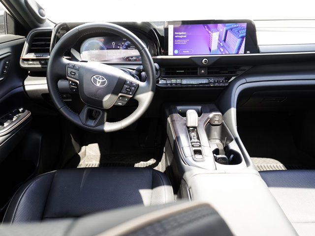 2023 Toyota CROWN PLATINUM HYBRID MAX|PANORAMIC|HUD|JBL SOUND|21 ALLOYS in Ajax, Ontario at Lexus of Lakeridge - 17 - w1024h768px