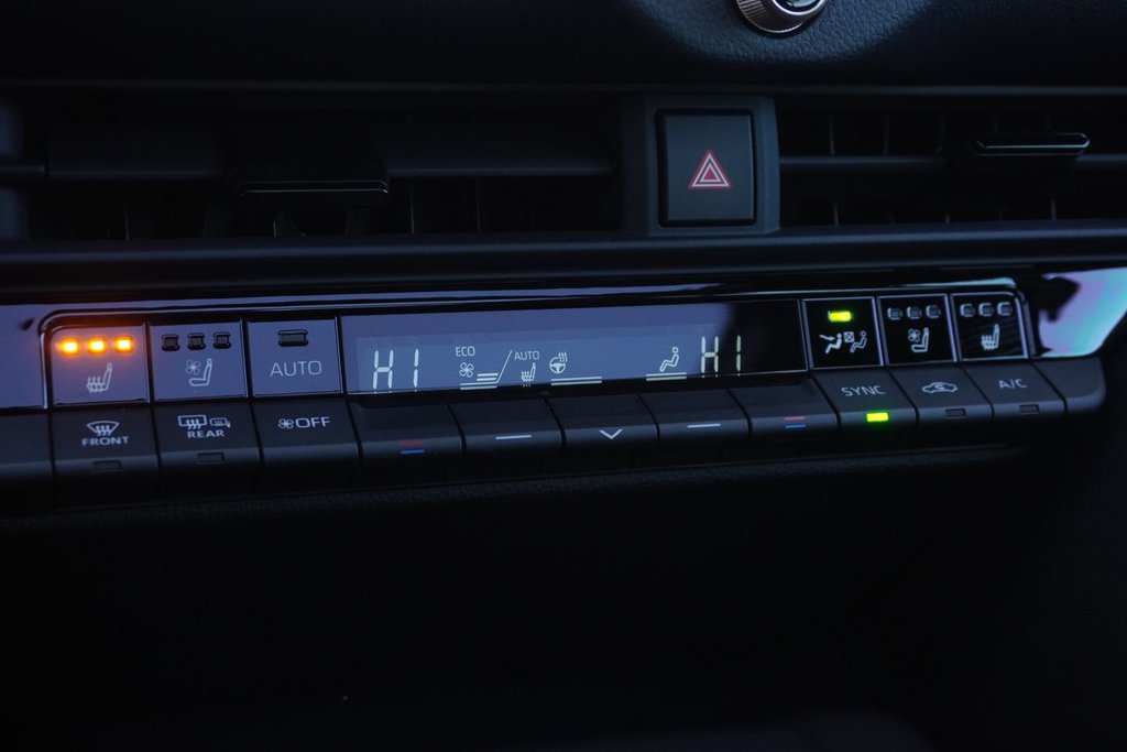 2023 Toyota Crown PLATINUM|JBL|360 CAM|SELF PARK|CARPLAY|WIRELESS in Ajax, Ontario at Lexus of Lakeridge - 11 - w1024h768px