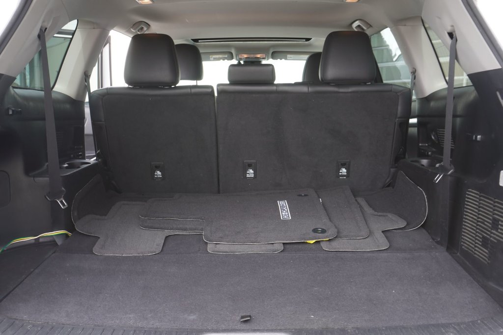 2019 Toyota Highlander XLE AWD|NAVI|MOONROOF|HYBRID|B/SPOT|HEATING SEATS in Ajax, Ontario at Lexus of Lakeridge - 12 - w1024h768px
