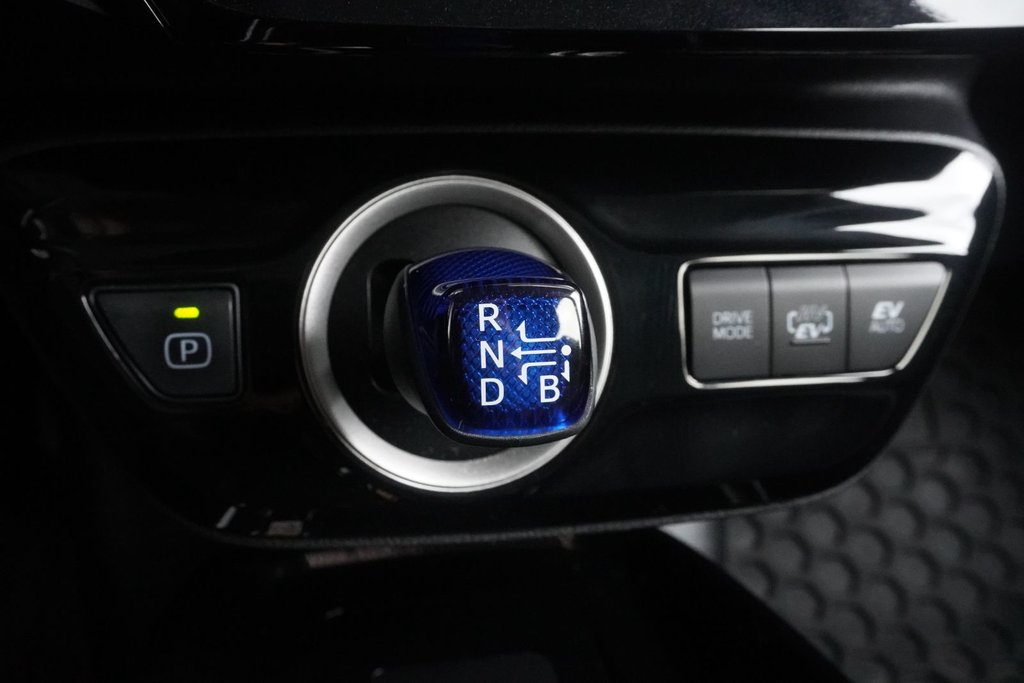 2022 Toyota PRIUS PRIME PLUG-IN |NAVI|WIRELESS|H/STEERING|HEATED FRONT SEATS|HV/EV in Ajax, Ontario at Lexus of Lakeridge - 6 - w1024h768px