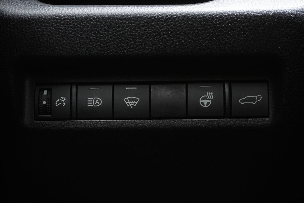 2022 Toyota RAV4 Hybrid SE AWD|MOONROOF|HEATED FRONT SEATS|NAVI|H/STEERING in Ajax, Ontario at Lexus of Lakeridge - 3 - w1024h768px