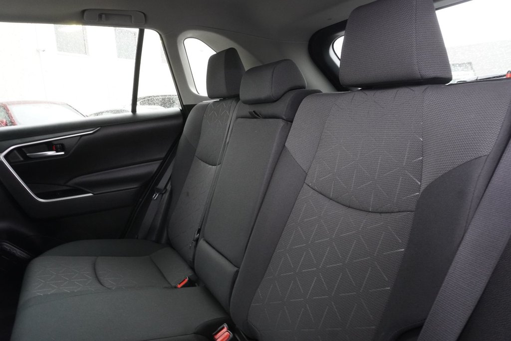 2024 Toyota RAV4 Hybrid XLE AWD|H/STEERING|MOONROOF|HEATED FRONT SEATS in Ajax, Ontario at Lexus of Lakeridge - 10 - w1024h768px