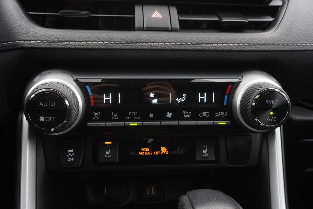 2024 Toyota RAV4 Hybrid XLE AWD|H/STEERING|MOONROOF|HEATED FRONT SEATS in Ajax, Ontario at Lexus of Lakeridge - 6 - w1024h768px