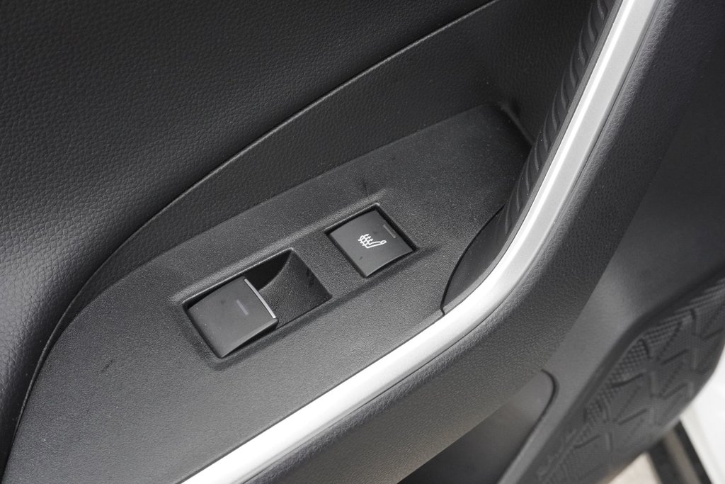 2025 Toyota RAV4 Hybrid LIMITED AWD|JBL|WIRELESS|DIGITAL REAR MIRROR in Ajax, Ontario at Lexus of Lakeridge - 13 - w1024h768px