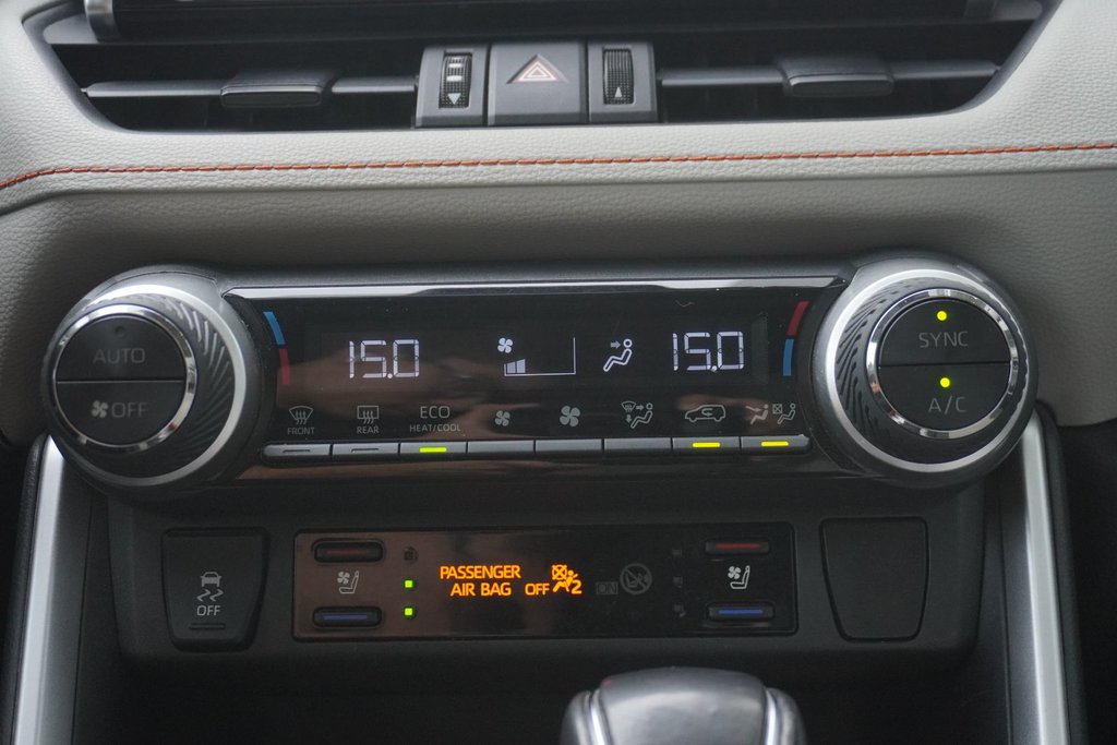 2019 Toyota RAV4 AWD TRAIL|NAVI|MOONROOF|WIRELESS|H/V FRONT SEATS in Ajax, Ontario at Lexus of Lakeridge - 9 - w1024h768px