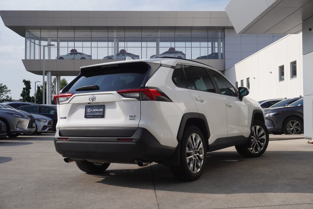 2021 Toyota RAV4 XLE PREMIUM|HEATED FRONT SEATS|MOONROOF|BLINDSPOT in Ajax, Ontario at Lakeridge Auto Gallery - 19 - w1024h768px