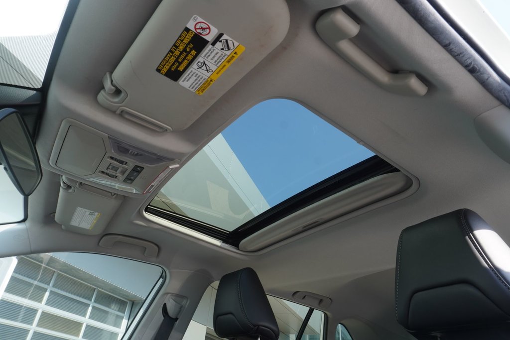 2021 Toyota RAV4 XLE PREMIUM|HEATED FRONT SEATS|MOONROOF|BLINDSPOT in Ajax, Ontario at Lakeridge Auto Gallery - 11 - w1024h768px