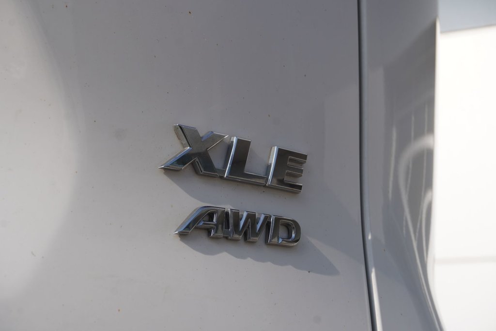 2021 Toyota RAV4 XLE PREMIUM|HEATED FRONT SEATS|MOONROOF|BLINDSPOT in Ajax, Ontario at Lakeridge Auto Gallery - 21 - w1024h768px