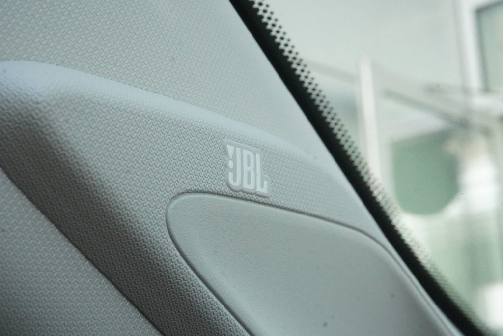 2024 Toyota RAV4 LIMITED AWD|JBL|WIRELESS|DIGITAL REAR MIRROR in Ajax, Ontario at Lexus of Lakeridge - 6 - w1024h768px