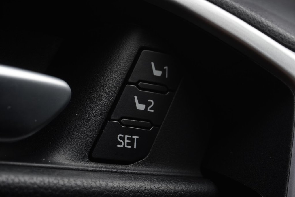 2025 Toyota RAV4 XLE PREMIUM|MOONROOF|H/STEERING|DRIVE MODE SELECT in Ajax, Ontario at Lexus of Lakeridge - 3 - w1024h768px