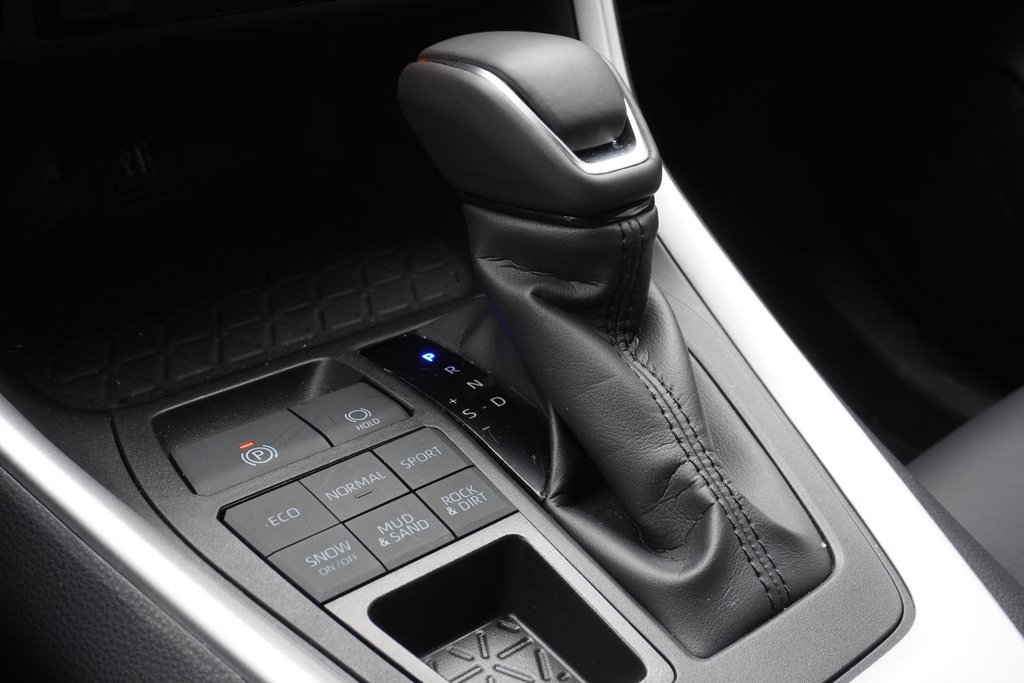 2025 Toyota RAV4 XLE PREMIUM|MOONROOF|H/STEERING|DRIVE MODE SELECT in Ajax, Ontario at Lexus of Lakeridge - 12 - w1024h768px
