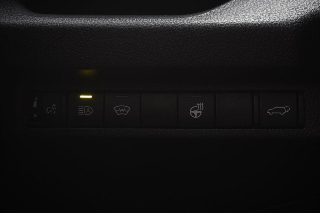 2025 Toyota RAV4 XLE PREMIUM|MOONROOF|H/STEERING|DRIVE MODE SELECT in Ajax, Ontario at Lexus of Lakeridge - 4 - w1024h768px