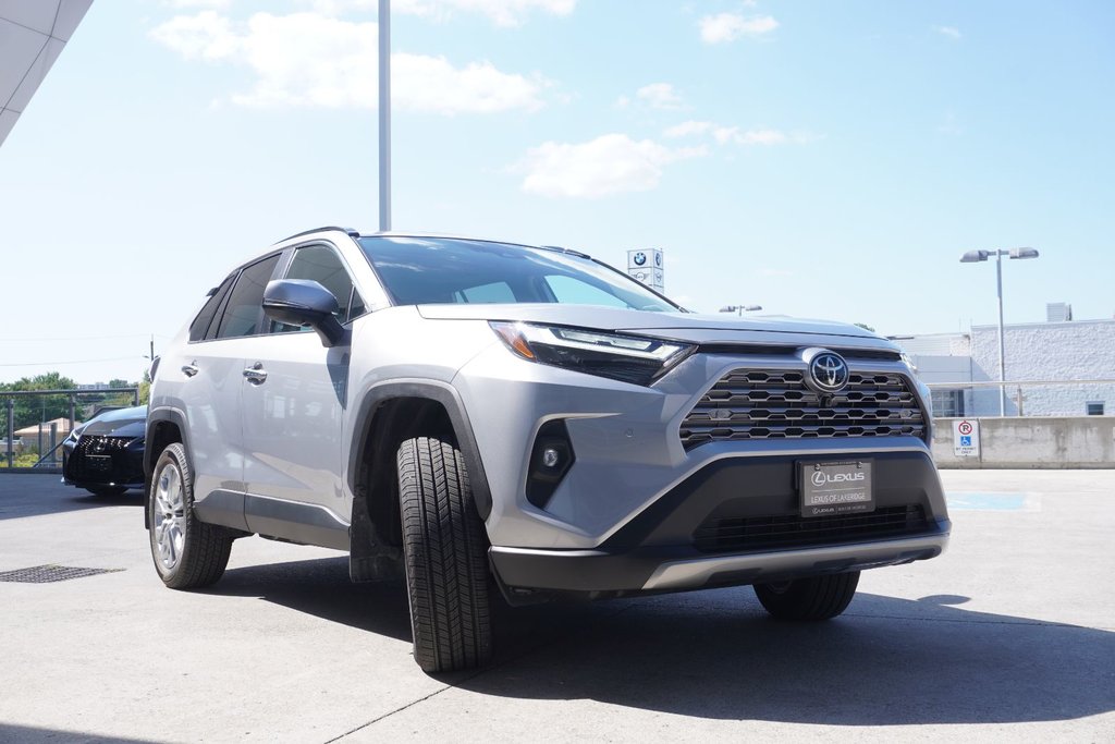 2025 Toyota RAV4 LIMITED|10.3 DISPLAY|JBL|CARPLAY|MOONROOF|WIRELESS in Ajax, Ontario at Lakeridge Auto Gallery - 19 - w1024h768px