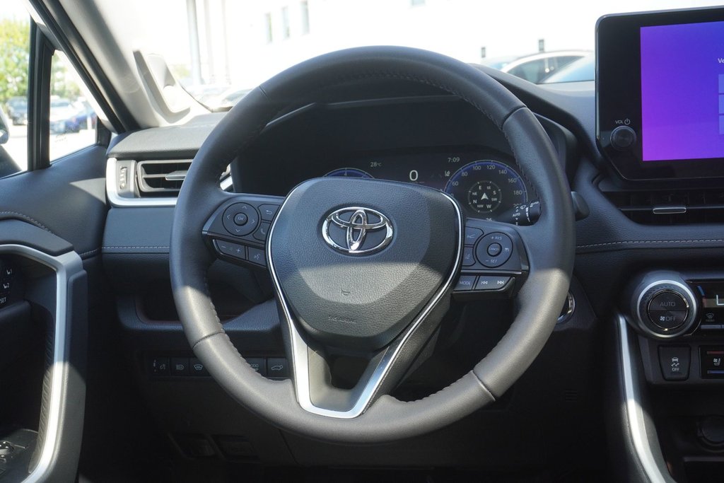 2025 Toyota RAV4 LIMITED|10.3 DISPLAY|JBL|CARPLAY|MOONROOF|WIRELESS in Ajax, Ontario at Lakeridge Auto Gallery - 16 - w1024h768px