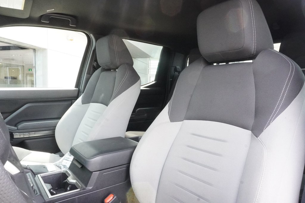 2024 Toyota Tacoma 4X4 DOUBLE CAB|TRD OFF-ROAD|CARPLAY|HEATED FRONT SEATS in Ajax, Ontario at Lexus of Lakeridge - 9 - w1024h768px