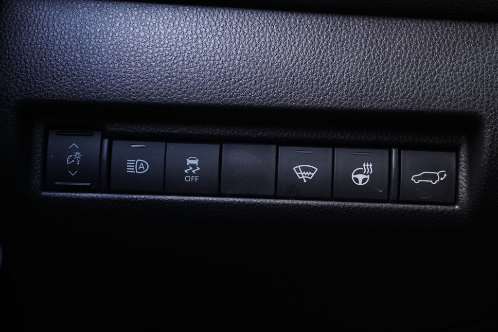 2022 Toyota VENZA HYBRID XLE|WIRELESS|NAVI|JBL|H/C SEATS|MEMORY SEATS in Ajax, Ontario at Lexus of Lakeridge - 4 - w1024h768px