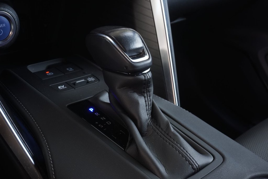 2022 Toyota VENZA HYBRID XLE|WIRELESS|NAVI|JBL|H/C SEATS|MEMORY SEATS in Ajax, Ontario at Lexus of Lakeridge - 13 - w1024h768px